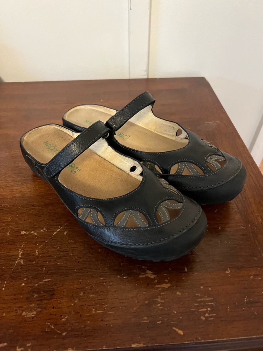 Naot Ringo Black Leather Mary Jane Clog Mules size 40 (US9) - Picture 3 of 6